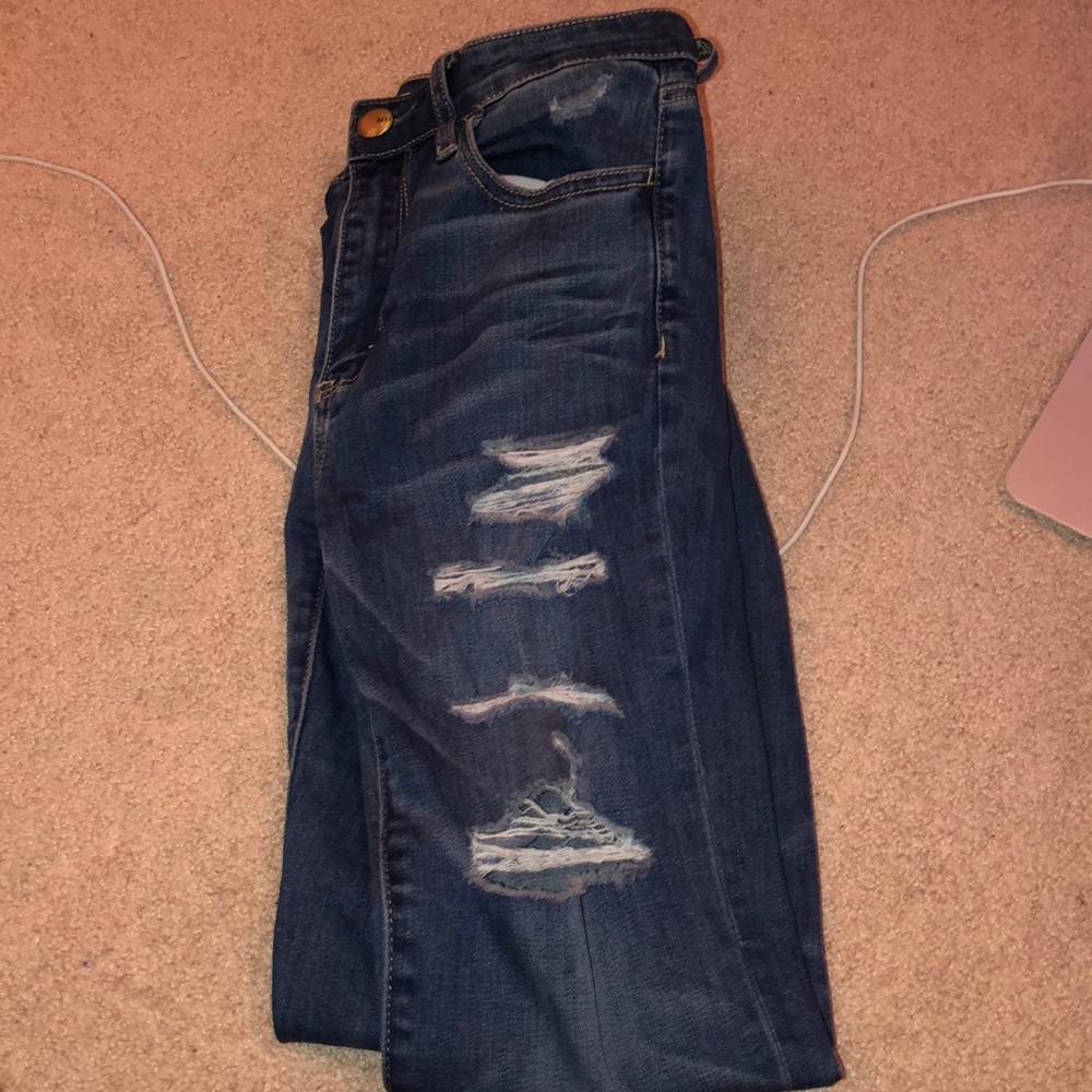 Ripped Skinny Jeans